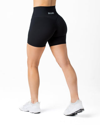 Women's Seamless Classic Short - BALAIO