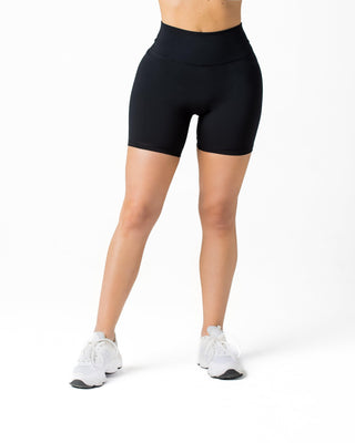 Women's Seamless Classic Short - BALAIO